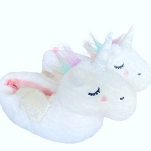 11-12 Unicorn Slippers